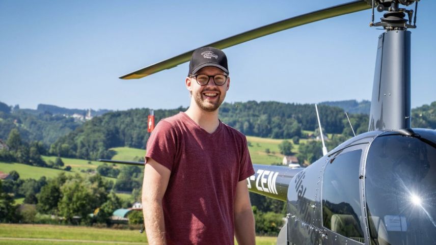 Gianluca Mayer es sün buna via da dvantar pilot da professiun per elicopters.  foto: mad