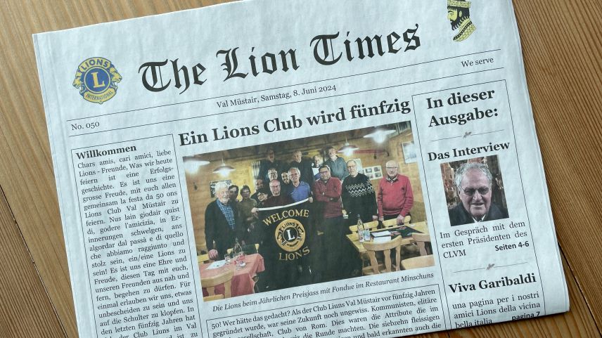 Pel giubileum ha il Club da Liuns Val Müstair edi la «Lion Times» – üna  gazetta pels prüms 50 ons dal club (fotografia: mad).