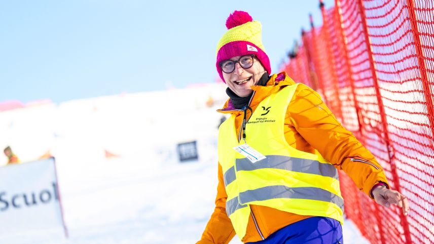 Imke Marggraf hat sich als Torrichterin beim Snowboard-Weltcup in Scuol gemeldet. Foto: Mayk Wendt