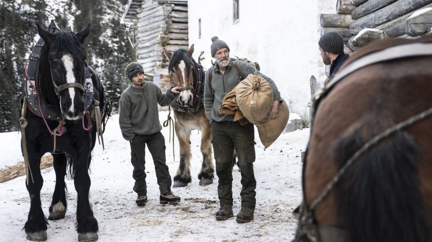 Ein gutes Team: Fadri Denoth, Gian Denoth und Beni Marti mit ihren Pferden. Foto: Mayk Wendt