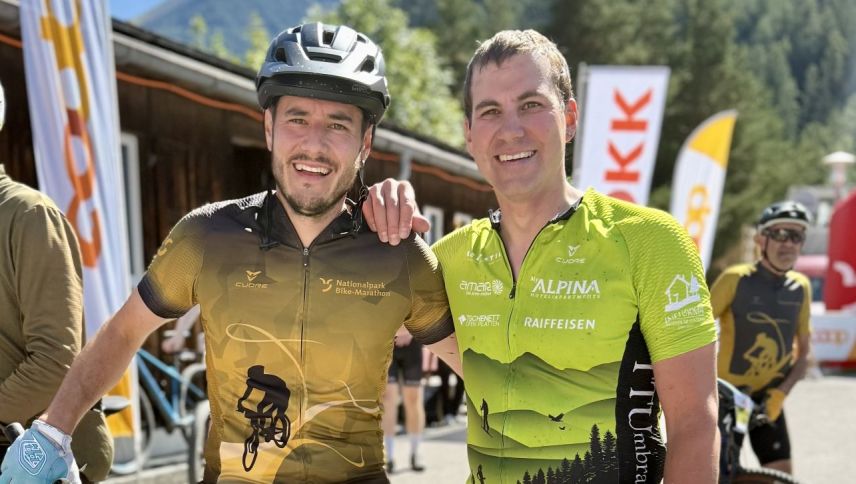 Sandro und Ronny Fliri im Ziel. Foto: Fadrina Hofmann