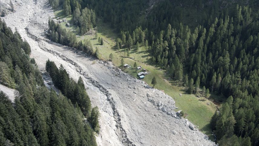 Die Val Bondasca nach dem Bergsturz bei der Örtlichkeit Lera. Foto: VBS Swisstopo Flugdienst