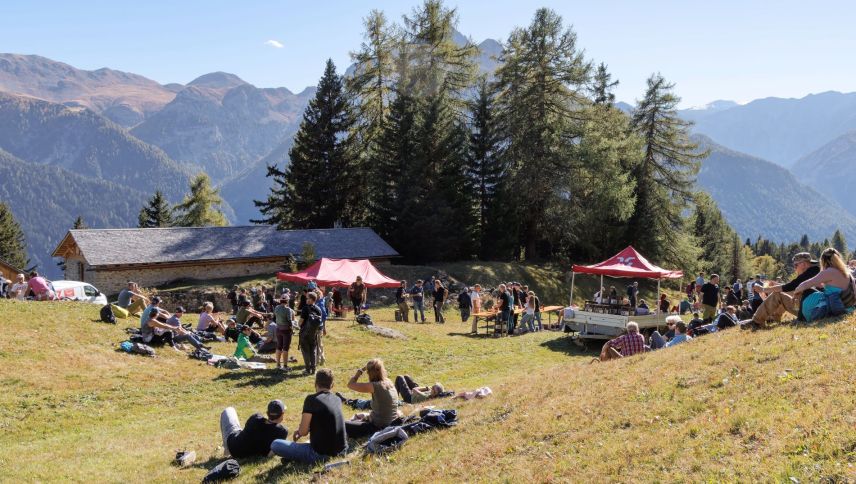Rund 950 Personen haben Bergbierfestival 2026 teilgenommen (Foto: Dominik Täuber).