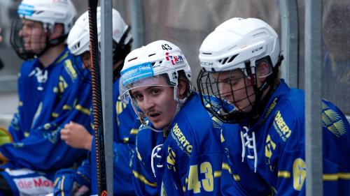 Marc Camichel (43) schoss sein 8. Saisontor für den EHC St. Moritz. Foto: Rolf Müri/www.engadinfoto.ch