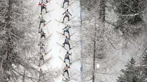 Wegen grossen Neuschneemengen und milden Temperaturen der vergangenen Wochen musste der Start von Maloja nach Silvaplana verlegt werden. Foto: swiss-image.ch/Bild Andy Mettler