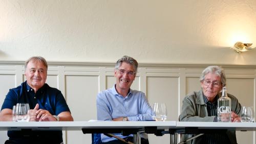 Die Vorstandsmitglieder des AVO von links: Martin Aebli, Maurizio Pirola und Rolf Som haben ihre Arbeit getan und dürfen gehen. Foto: Jon Duschletta