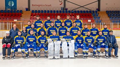 Die aktuelle Mannschaft des CdH Engiadina (Foto: Foto Taisch Scuol).