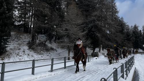 Die Teilnahmebedingungen sind inzwischen offener gestaltet. Diese Anpassungsfähigkeit trägt Früchte: Während vor wenigen Jahren nur sieben Schlitten dabei waren, kamen dieses Jahr doppelt so viele zusammen. Fotos: Carolin Rohwäder