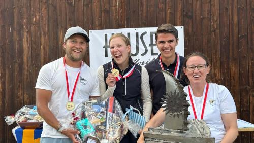 Das Siegerteam «Giachen Duos» (von links): Fabrizio Padrun, Céline Blarer, Raffaelo Peters, Christa Kuster. Foto: Danielle Rast