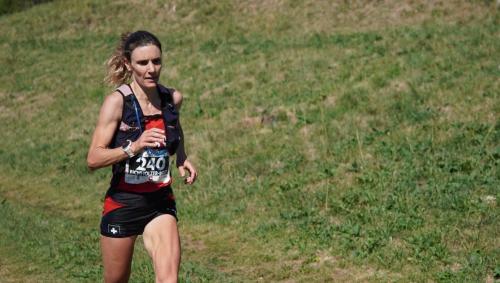 Im Alter von 43 Jahren läuft Flurina Eichholzer-Bott in der erweiterten Weltspitze in die Top Ten. Foto: Flurina Eichholzer-Bott
