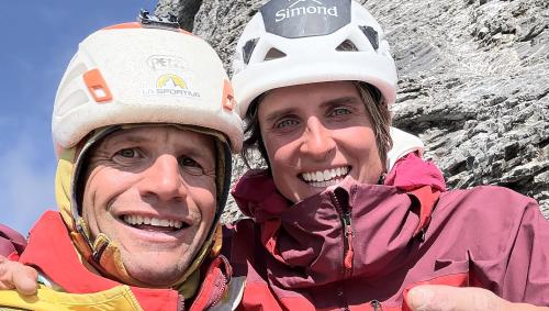 Glückliche Gesichter nach Erstbesteigung. Foto: Eiger Team