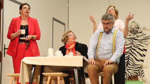 Ün vaira teater illa psichiatria: «Che narramainta!» (fotografia: Michael Steiner).