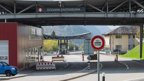Täglich pendeln Hunderte von Grenzgängerinnen und Grenzgängern von Italien in die Schweiz. Foto: Marco Rubin